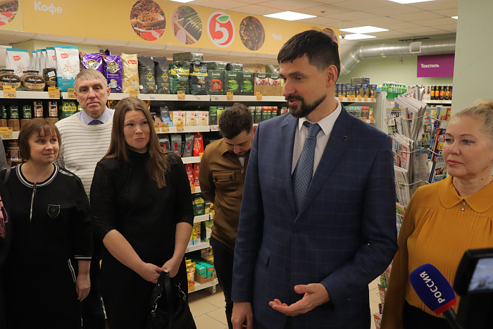 В Кирове открылся первый «Фермерский островок»