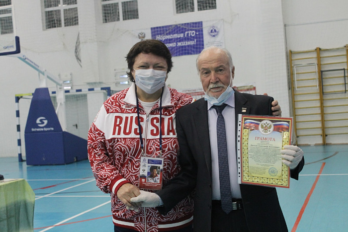 Олимпийские чемпионы по волейболу посетили город Омутнинск