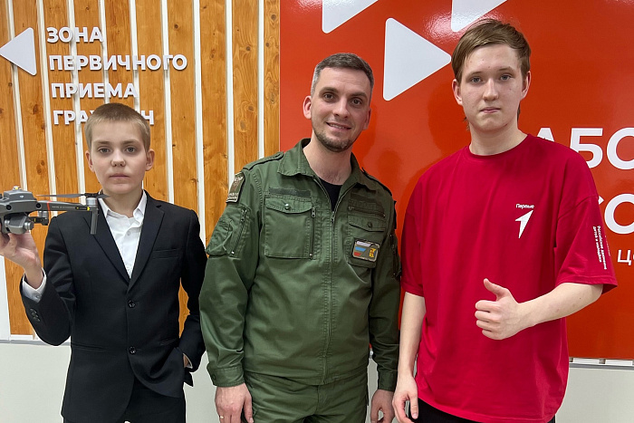 Школьники и студенты Кирово-Чепецкого района узнали об устройстве и пилотировании БПЛА