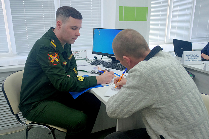 В Кирове начал работу стационарный сборный пункт 