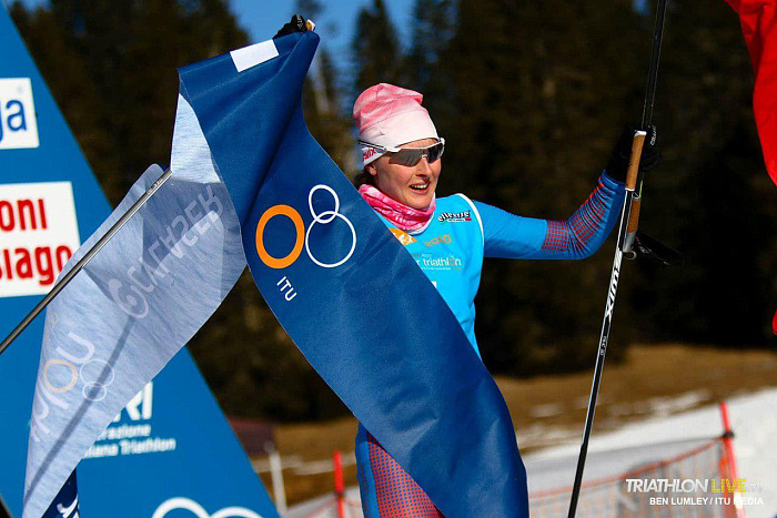 Кировская спортсменка стала чемпионкой мира по зимнему триатлону