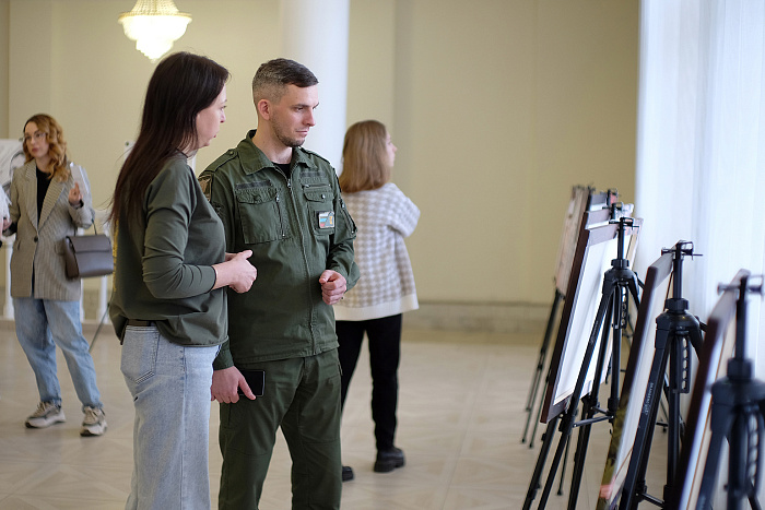 В филармонии представлен фотопроект «Китель Победы»