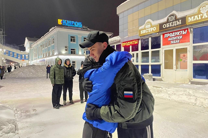 Кировские молодогвардейцы отправились волонтёрами на Донбасс 