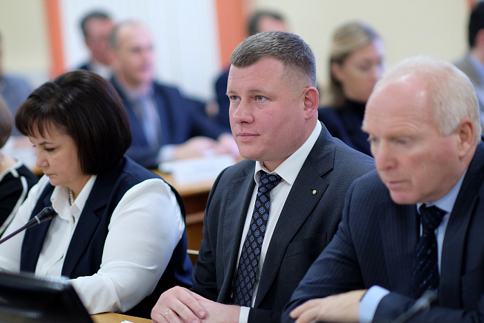 В Москве украсят ель в стилистике народных промыслов Кировской области