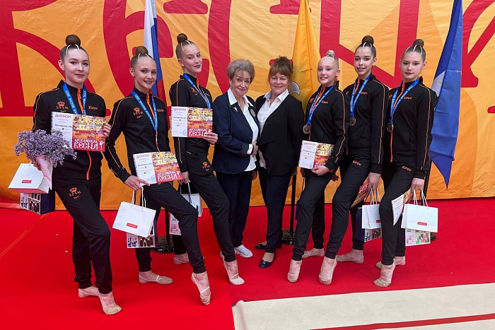 Кировские акробаты стали чемпионами России