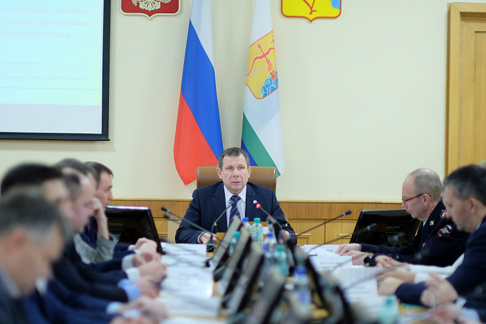 В Кировской области обсудили принимаемые меры по пресечению незаконного оборота промышленной продукции