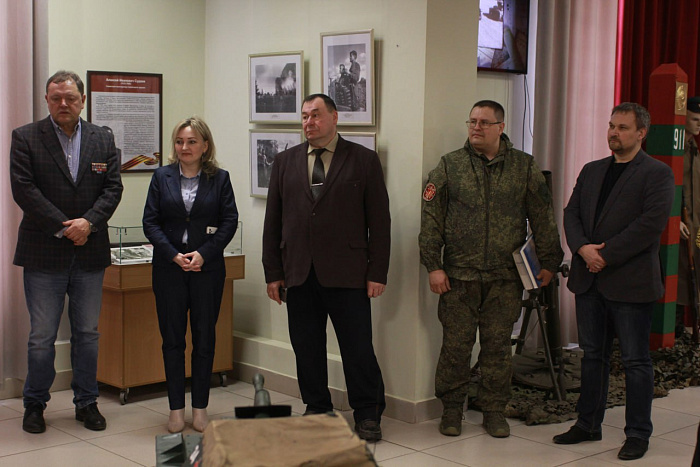 В Кирове открылась выставка легендарного оружия Великой Победы