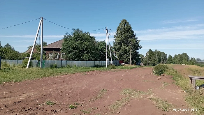 В населенных пунктах Кировской области монтируют уличное освещение