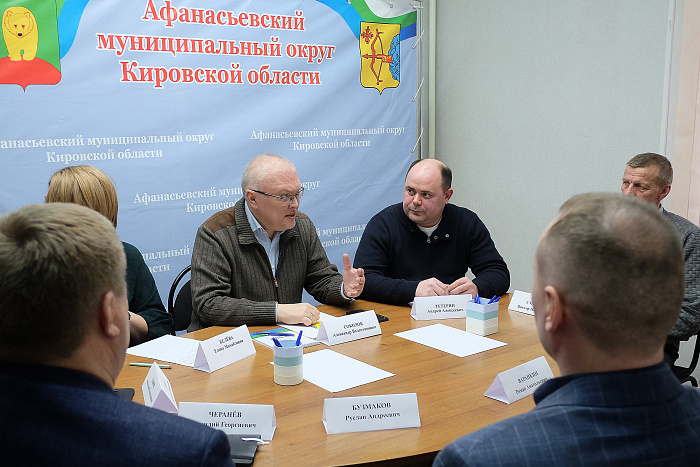 Александр Соколов провел встречу с лесопользователями