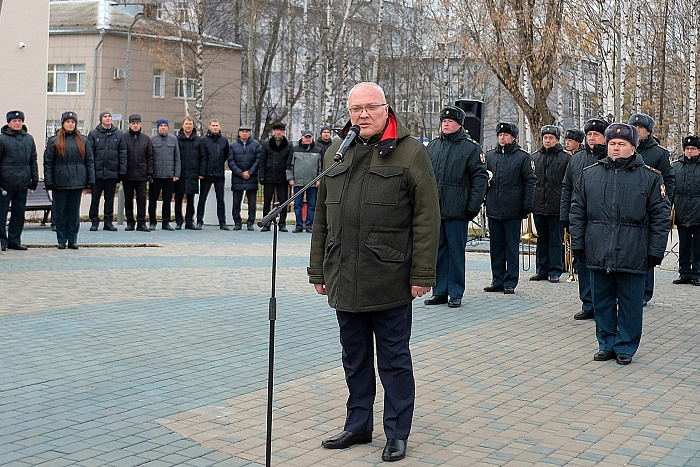 В Кирове открыли памятник «Самолет Миг-29»