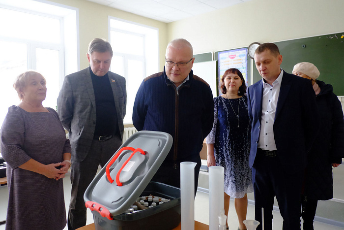 В школе п. Зенгино завершился капитальный ремонт пищеблока