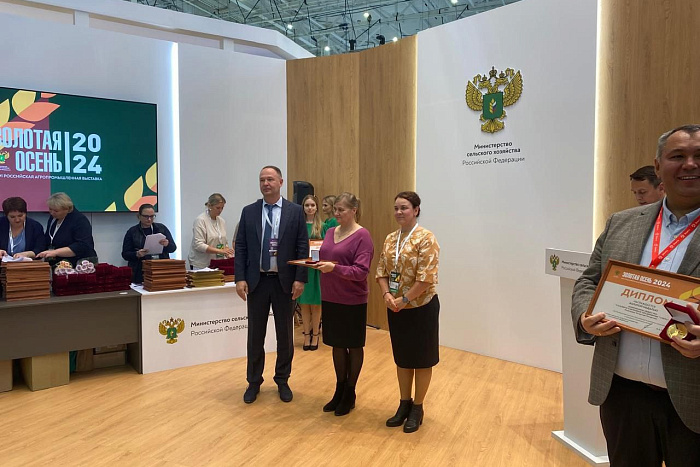 На всероссийской выставке АПК отметили достижения кировского племпредприятия