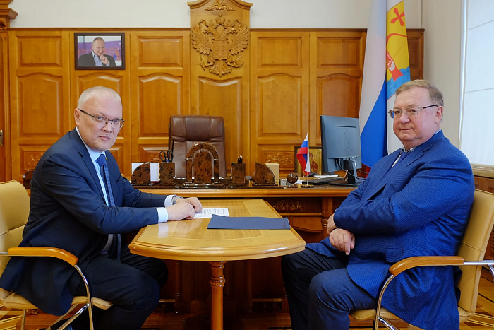 Александр Соколов передал Сергею Степашину предложения по решению проблем долгостроев в Кирове