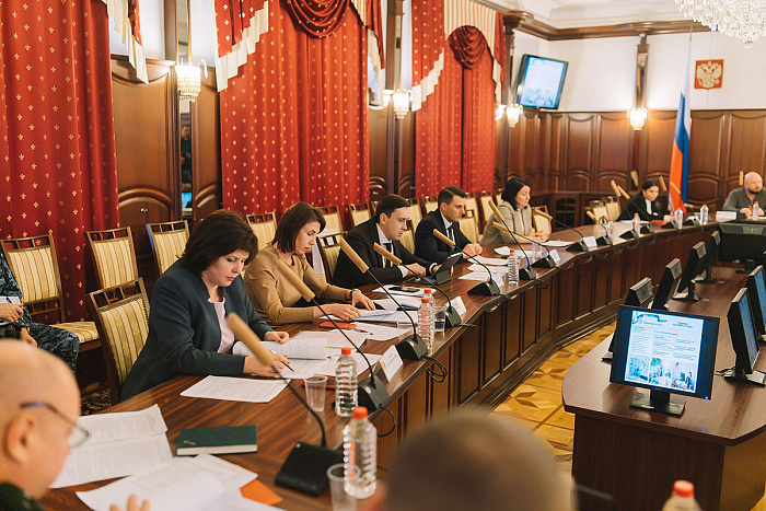 На помощь пожилым людям в 2023 году направят 1,5 млрд рублей