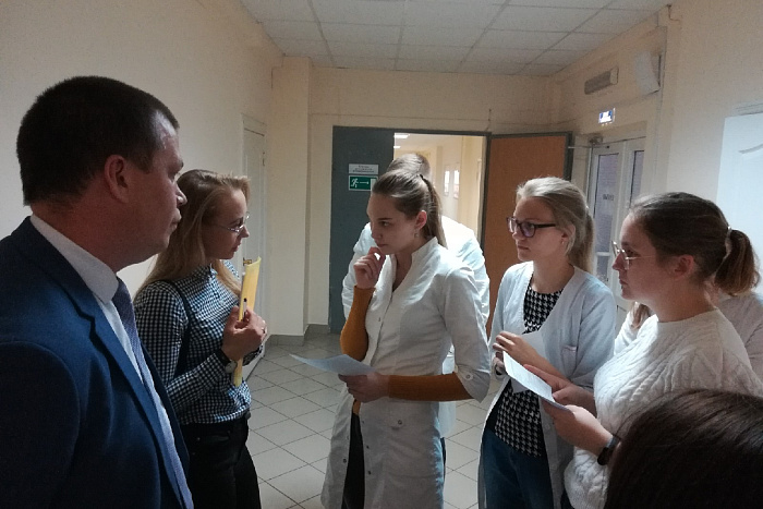 Студенты выпускных курсов КГМУ получили предложения о трудоустройстве от главврачей больниц