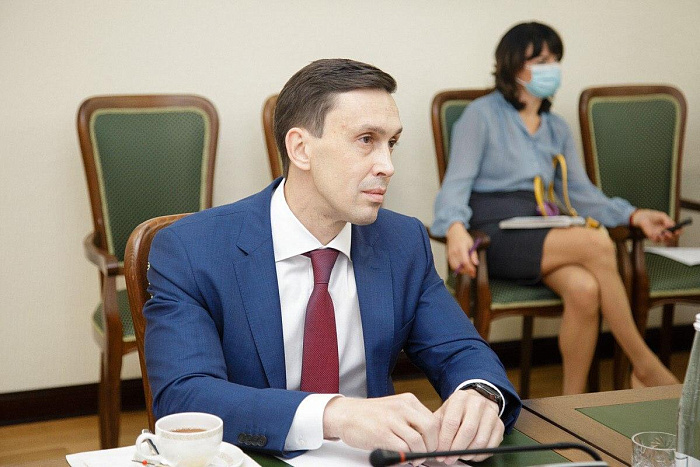 Дмитрий Курдюмов во время рабочего визита в Белгород поделился опытом организации первичной медико-санитарной помощи 
