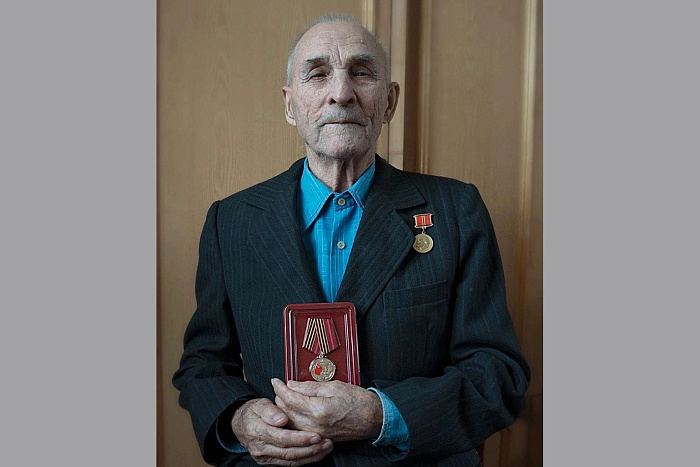 В Слободском многодетная мама организовала уникальную фотовыставку