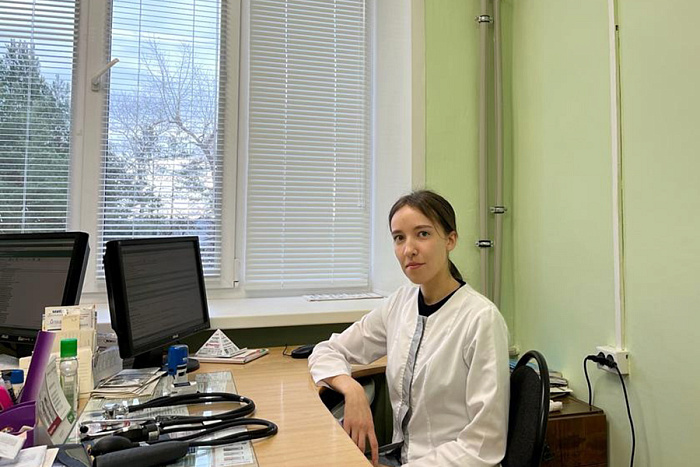 На работу в Нолинскую ЦРБ пришли четыре молодых врача