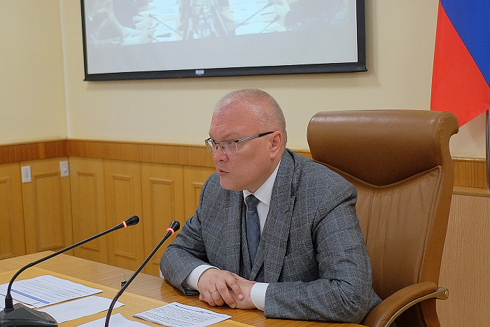 Александр Соколов о покупке иномарки «Вятавтодором»: если будут еще такие случаи – будем увольнять