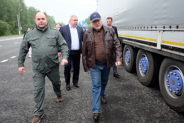 Кировская область направила в Белгородскую область 150 кубометров древесины
