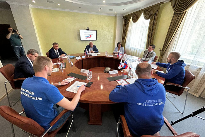 В Кирове создадут Центр обучения волонтеров