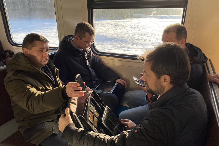 На железнодорожном участке Киров - Стрижи проверили качество связи