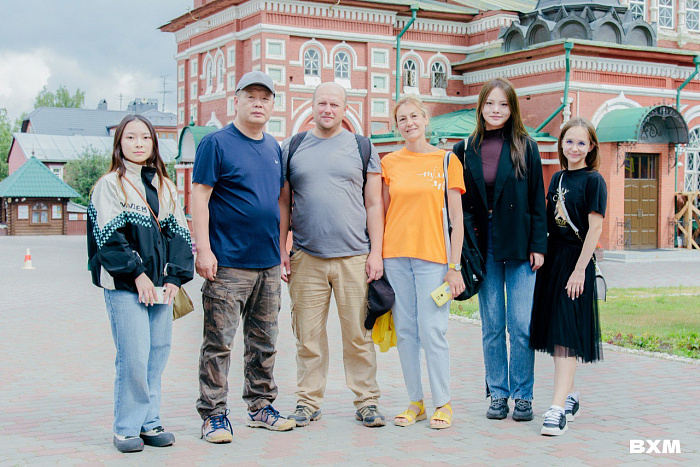 Художник из Китая опубликовал статью о Васнецовском пленэре