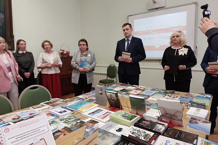 Более 600 изданий представлено на Вятской книге года