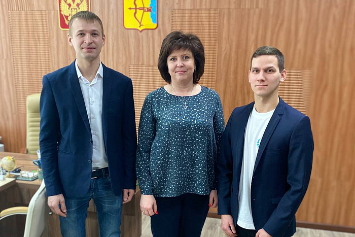 Министерство образования Кировской области и содружество выпускников детдомов подписали соглашение
