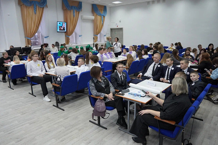 В Кировской области определили лучшую команду юных медиаторов