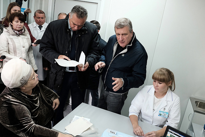 В деревне Денисовы Слободского района открыли новый ФАП и развернули «больничный городок»