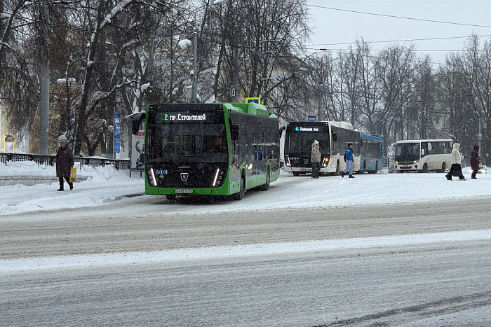 В Кировскую область поступят более 100 автобусов