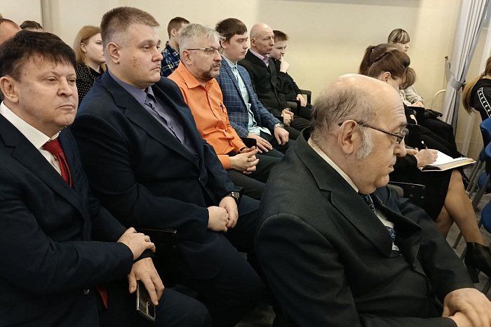 В Кирове проходит всероссийская конференция по теме сохранения памяти о Великой Отечественной войне