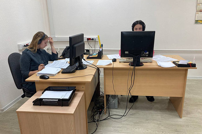 За сутки более 1500 жителей Кировской области обращаются на горячую линию 122