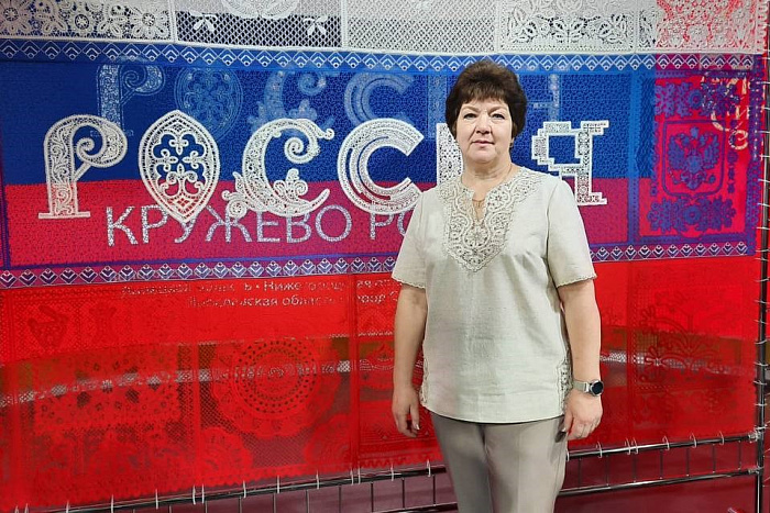 Кировская мастерица сплела «Кружево России»