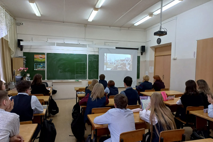 В школах Кировской области стартовали профориентационные уроки проекта «Билет в будущее»