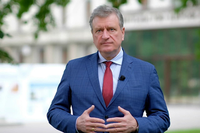 Игорь Васильев: «Наша задача – привести в порядок все школы Кировской области»