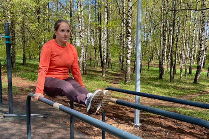 «Первым делом вышла на спортивную площадку у дома»: кировчанам разрешили заниматься спортом на улице
