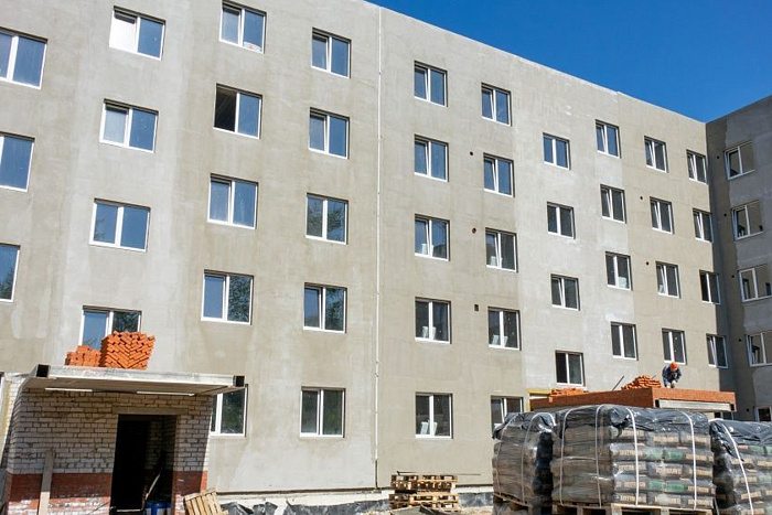 В Лянгасово завершена кладка стен дома для переселения из аварийного жилья