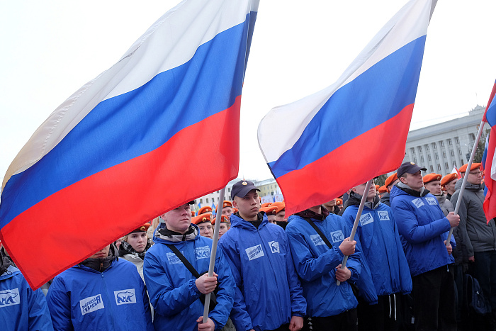 В Кирове 8 тысяч жителей вышли на митинг «Русская весна»