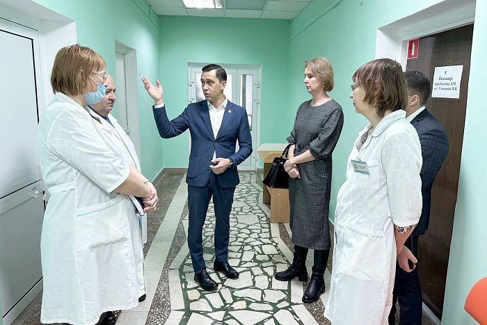 В Вятских Полянах улучшают работу детской службы здоровья