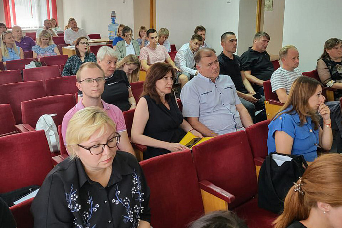 80 кировских управляющих компаний прошли обучение по управлению многоквартирными домами