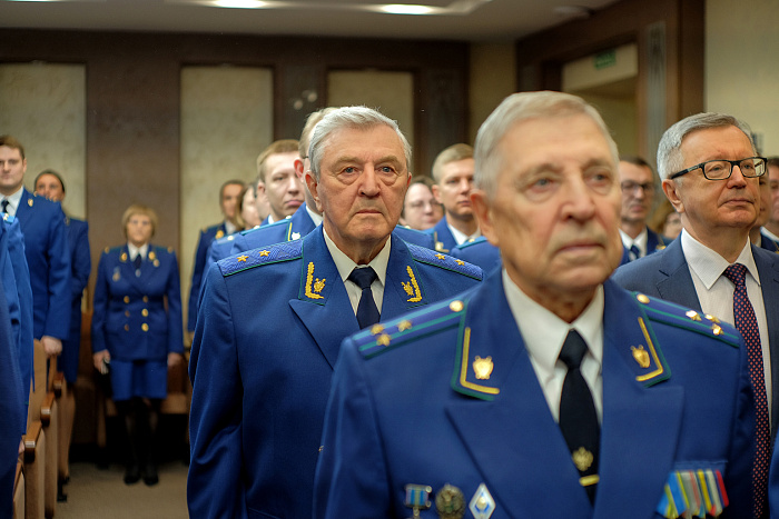 Александр Соколов поздравил работников прокуратуры с профессиональным праздником