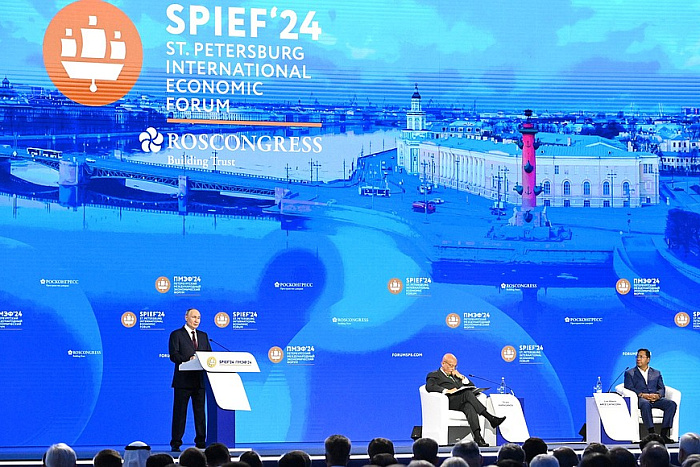 Владимир Путин озвучил на ПМЭФ важнейшие решения в интересах экономики и людей