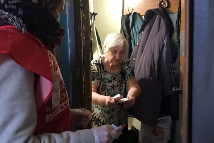 «Дружины здоровья» помогают пожилым кировчанам в период распространения COVID-19