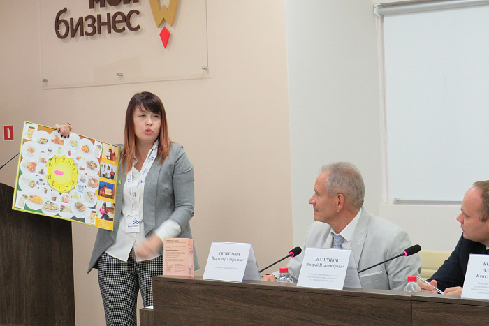 В Кирове лучшей «мамой-предпринимателем» стала производитель варенья из грибов