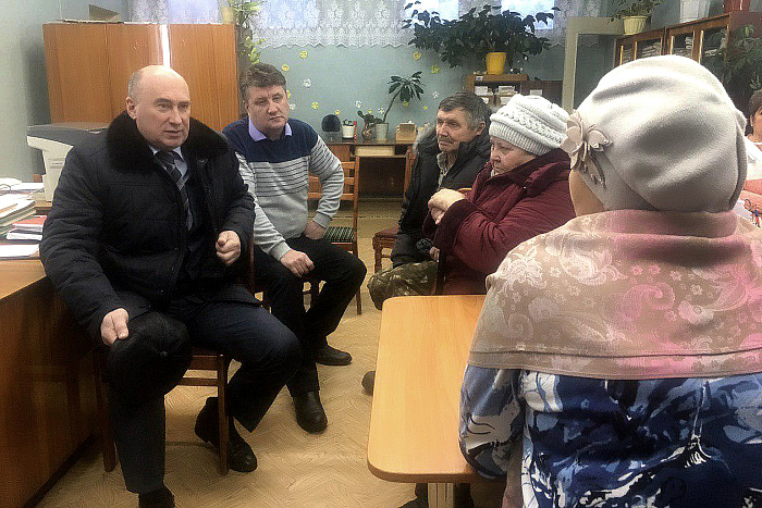 По поручению губернатора в Безбожнике начали восстанавливать водоснабжение