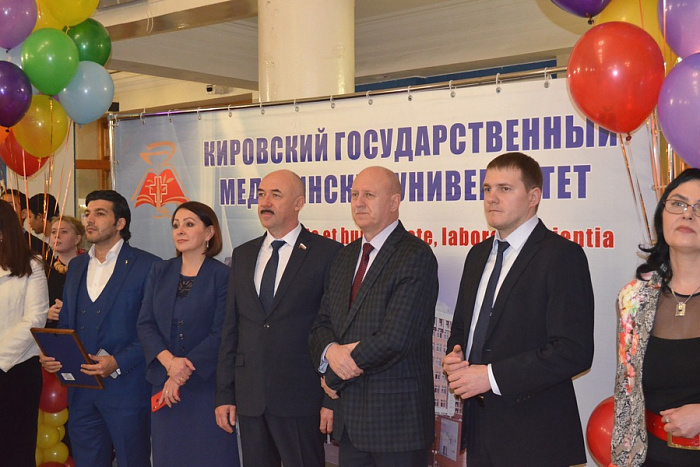 В Кирове состоялся Фестиваль национальных культур медицинских и фармацевтических вузов России