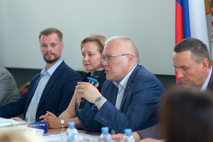Александр Соколов провел первое заседание наблюдательного совета Кировского регионального отделения Российского общества «Знание»