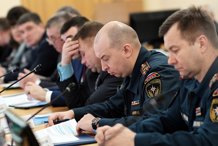 В областном правительстве утвердили мероприятия по обеспечению безопасности на дорогах в 2020 году